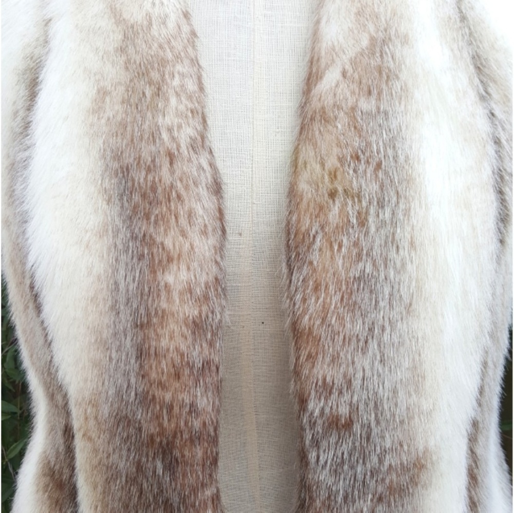 Michael Michael Kors Faux Fur Vest - Picture 6 of 8